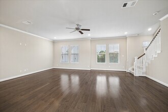 Building Photo - 9628 Cambridge Manor Ln