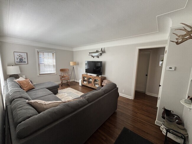 Foto del edificio - 3120 Edgewood Ave S