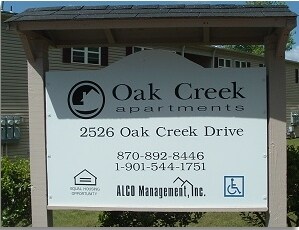Foto principal - Oak Creek Apartments