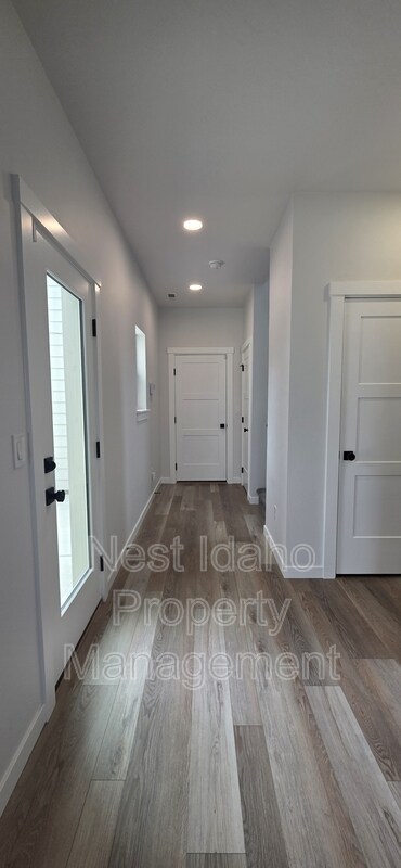 Foto del edificio - 7185 W Sugarwood St