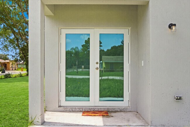 Foto del edificio - 4701 Evergreen Ave