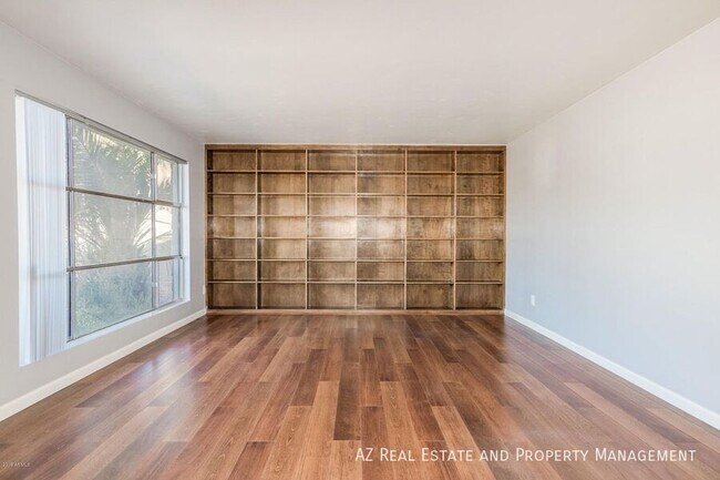 Foto del edificio - 2019 N 66th St