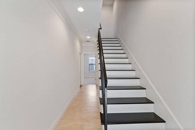 Foto del edificio - 1525 Johnson St