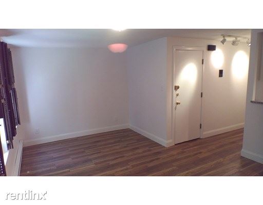 Building Photo - 1 br, 1 bath Condo - 110 Appleton St 1 Unit 1