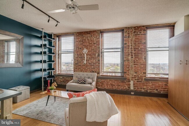 Foto del edificio - 1615 Q St NW