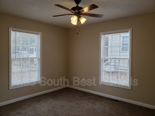 Foto del edificio - 2503 S Pine St