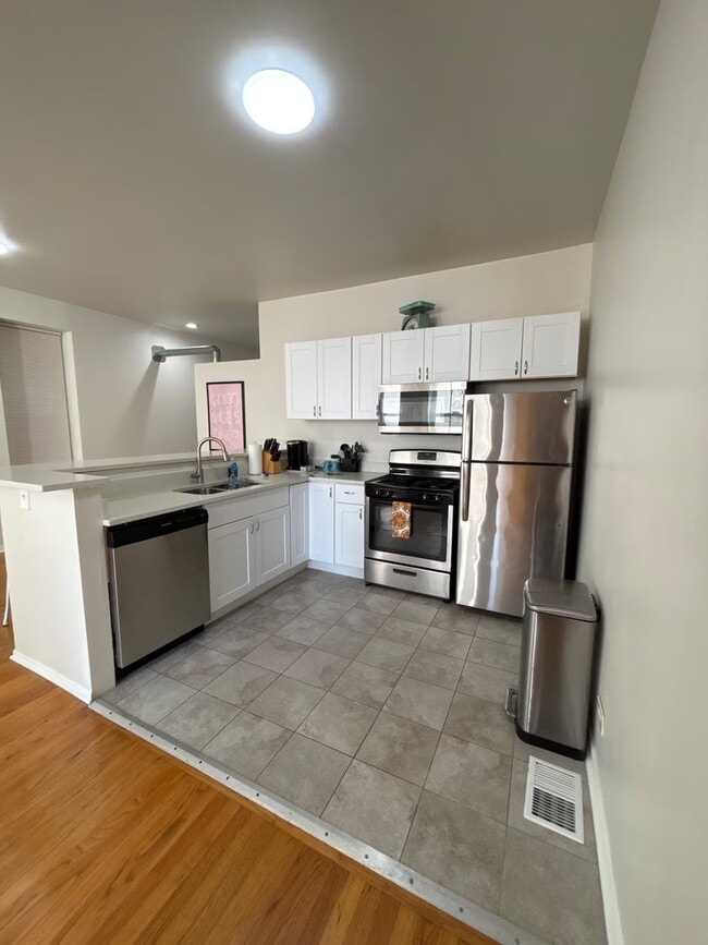 Foto del edificio - 2122 W Huron St