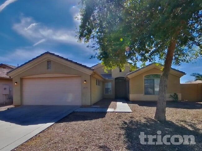 Building Photo - 8625 W Chickasaw St