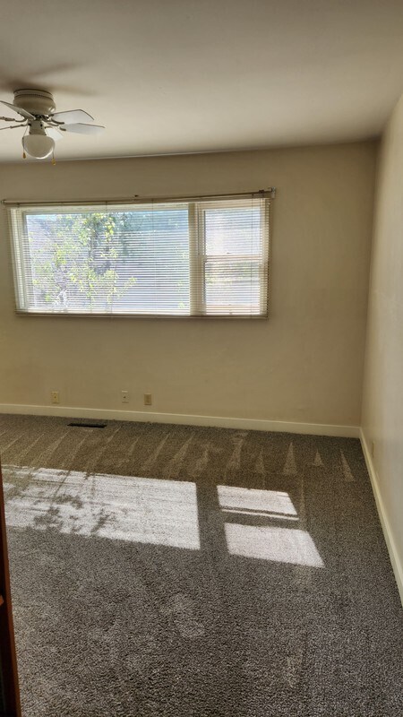 Building Photo - 577 N 100 W