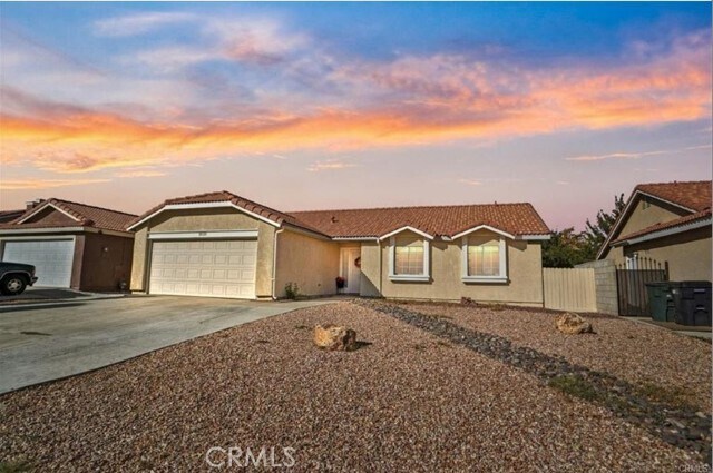 Foto principal - 3325 Stella Ave