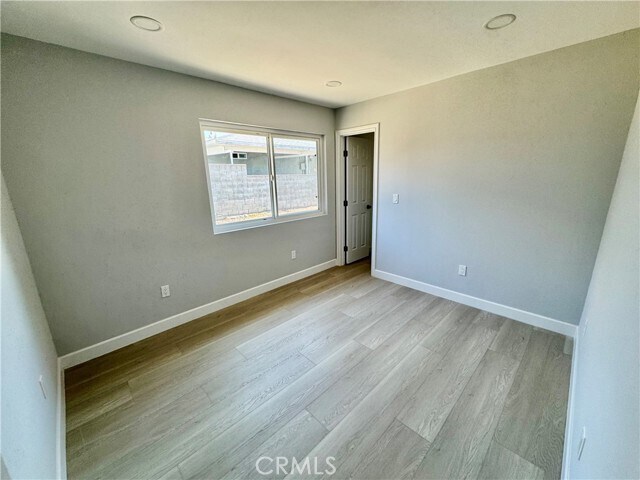 Foto del edificio - 409 E Lemon Ave