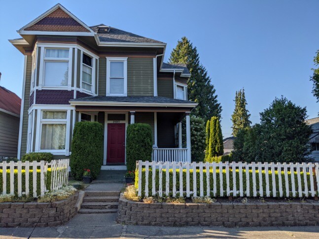 Primary Photo - 3107 N 7th St