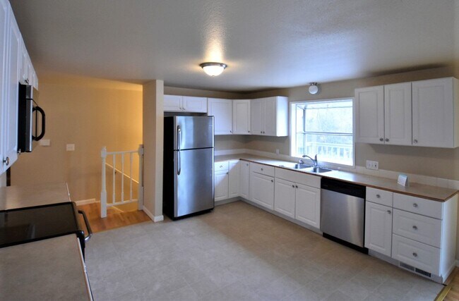 Foto del edificio - 18709 84th St E