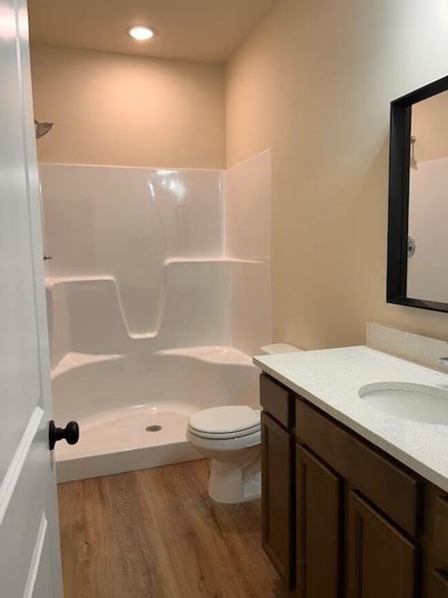 Building Photo - 480 E Hayes St