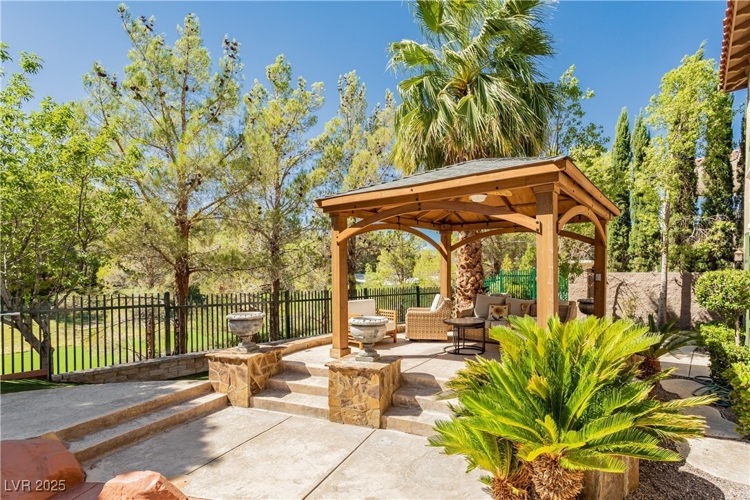 Primary Photo - 12097 Oakland Hills Dr