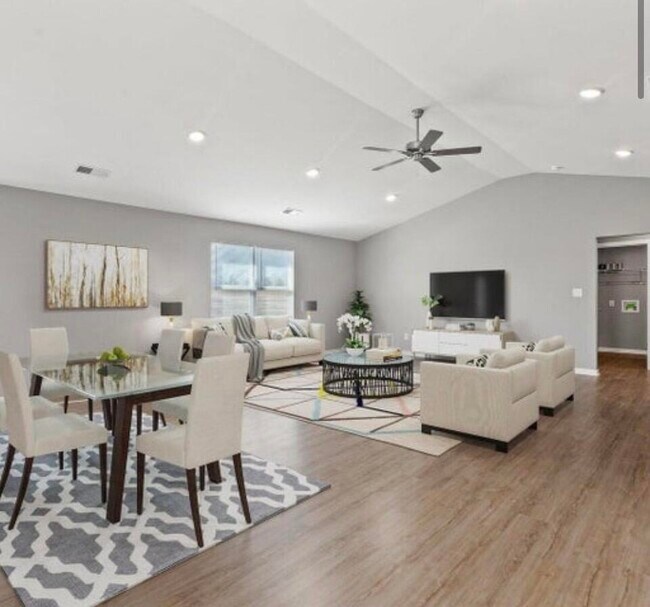 Foto del edificio - 138 Landry Ln