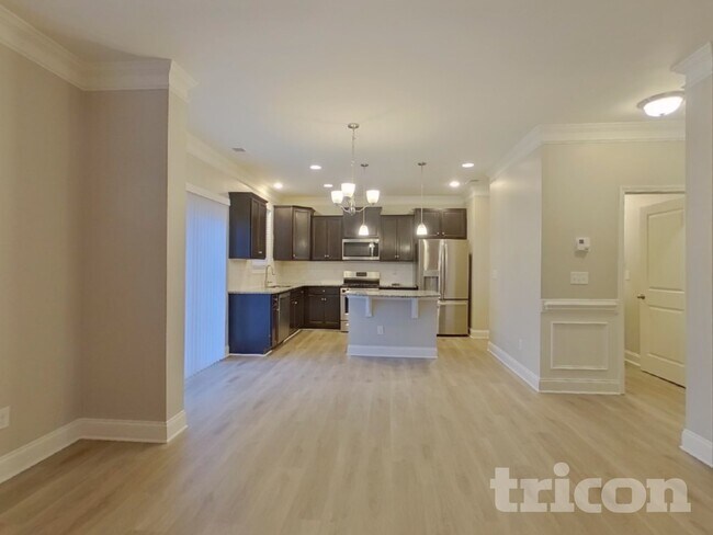 Foto del edificio - 3913 Norman View Dr