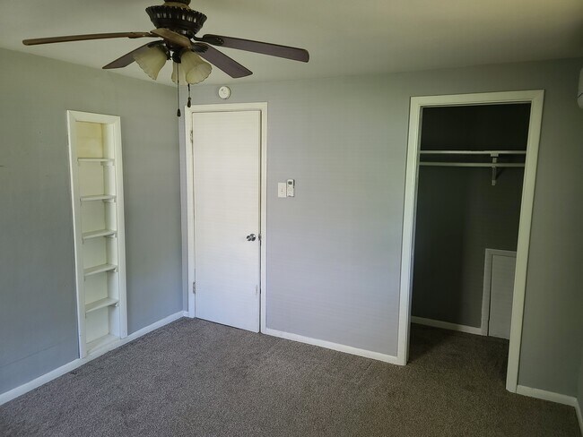 Foto del edificio - 1509 W Worley St