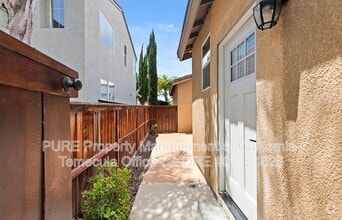 Building Photo - 32705 Safflower St