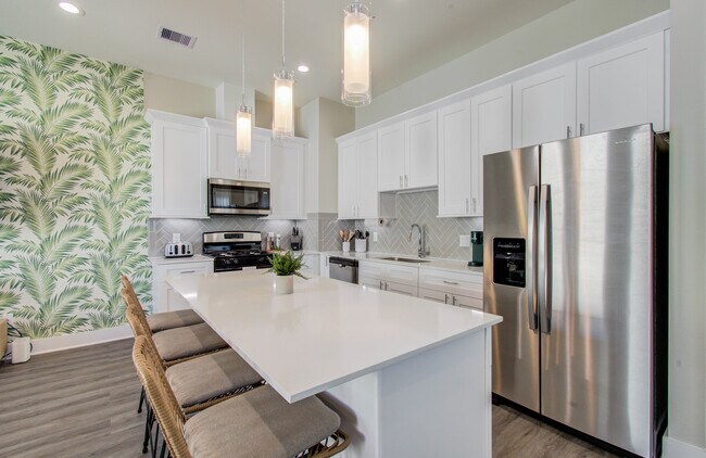 Foto del edificio - 8320 Curry Rd