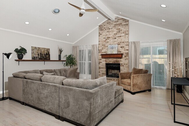 Foto del edificio - 99 N Deerfoot Cir