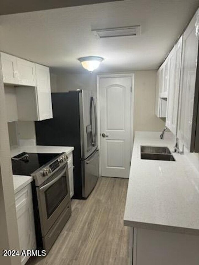 Photo - 2 Bed 1 Bath Townhouse