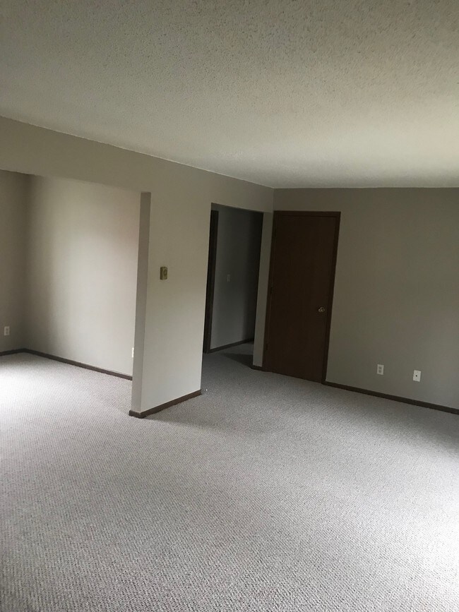 Richmond Kebab & Gyros es un lugar increíble para almorzar en North Richmond. - 103 S Columbus St