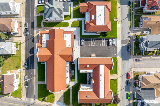 Aerial Photo - Residences at Woodlawn