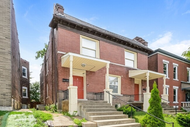 Building Photo - 3926 Botanical Ave