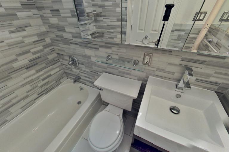 Foto del edificio - 382 E 10th St