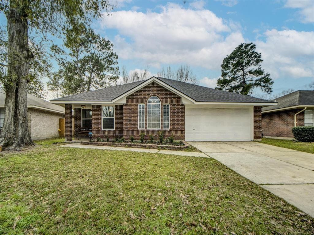 2530 Sherwood Hollow Ln, Houston, TX 77339 House Rental in Houston