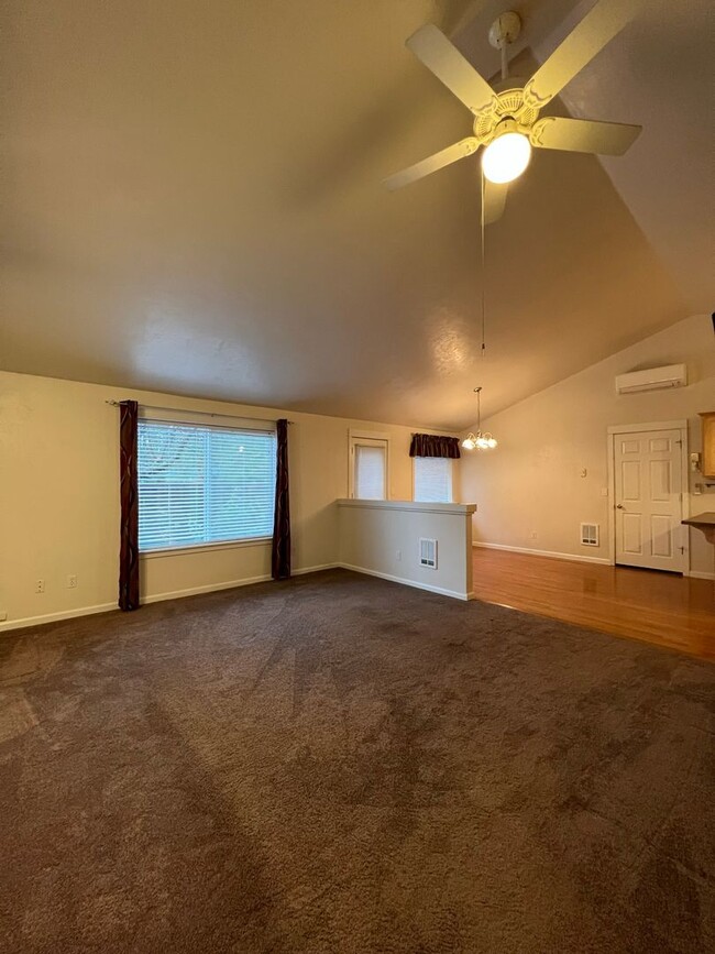 Building Photo - $250.00 OFF Move in Costs