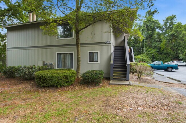 Building Photo - 2741 Jobee Dr