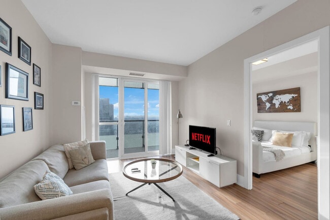 Building Photo - 300 Front St W