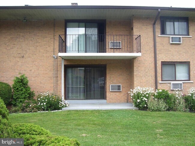 Foto del edificio - 1016 W Baltimore Pike