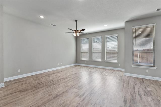 Foto del edificio - 206 Miramar Ave