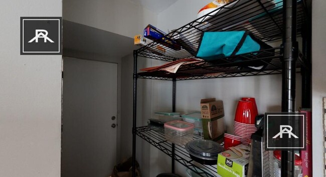 Building Photo - 2 bedroom in Cambridge MA 02138