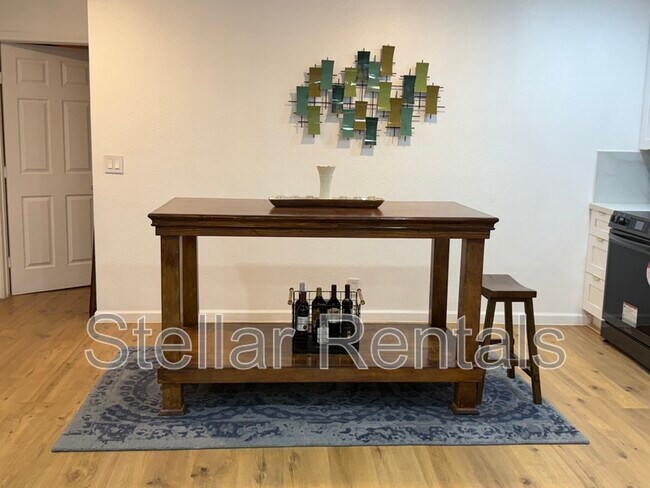 Foto del edificio - 5544 Lawson St