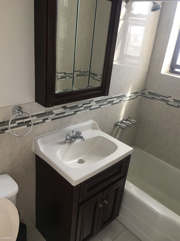 2 br, 1 bath - 6416 Madison St 2 - 2 br, 1 bath  - 6416 Madison St 2