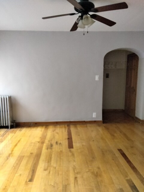 Primary Photo - 3123 W Foster Ave