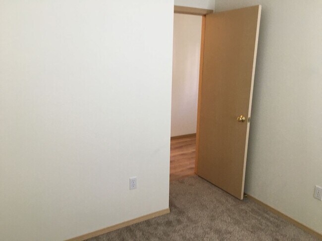 Foto del edificio - 1050 S Westcliff Pl