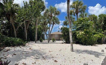 Building Photo - 2709 Casey Key Rd