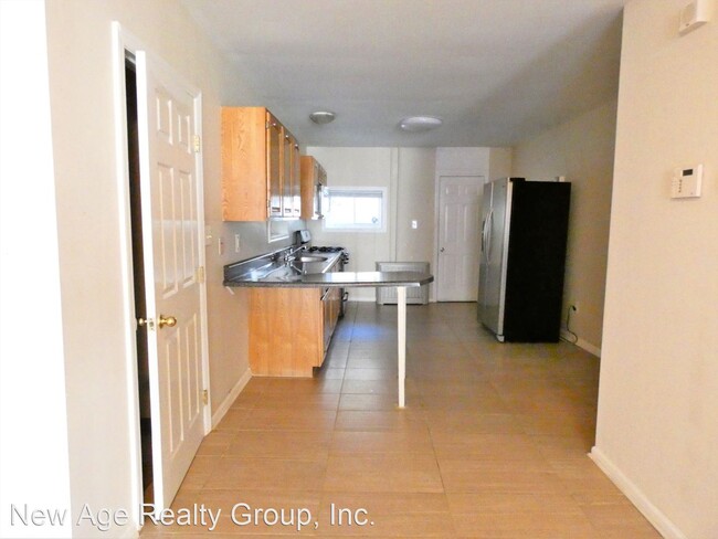 Building Photo - 3 br, 1.5 bath House - 1818 Manton Street