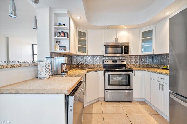 Building Photo - 2 br, 2 bath Condo - 2049 S Ocean Dr Apt 603