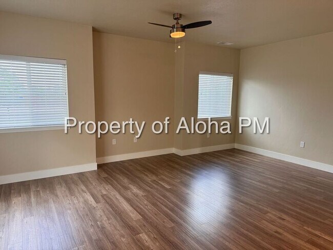 Foto del edificio - 3502 E Grand Forest Dr