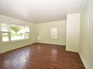 Foto del edificio - 291 S Janesville St
