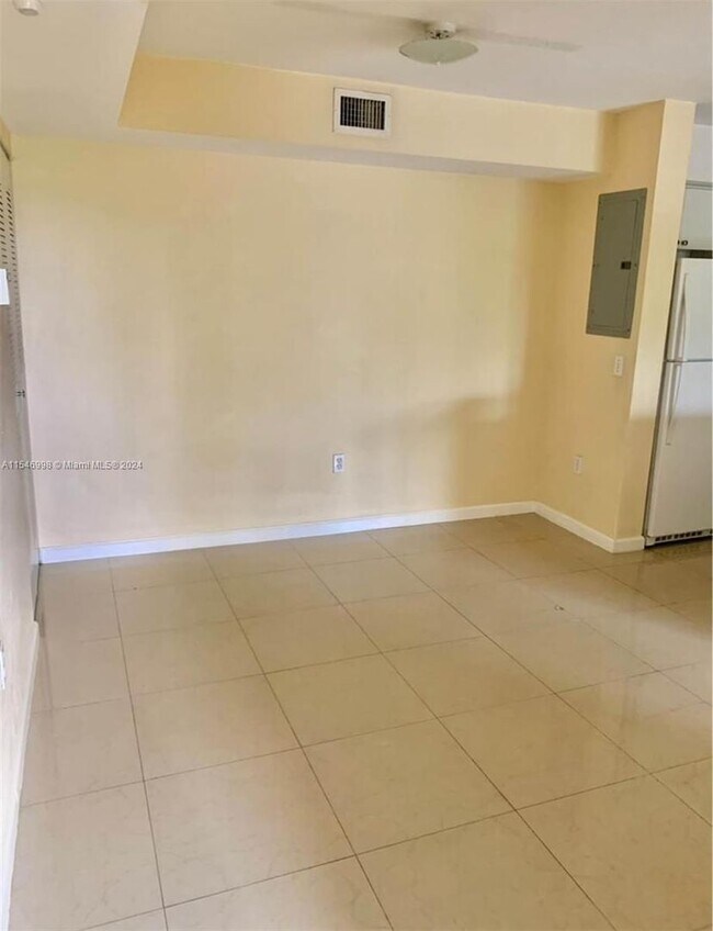 Building Photo - 15470 SW 284th Street 3308, Homestead, FL ...