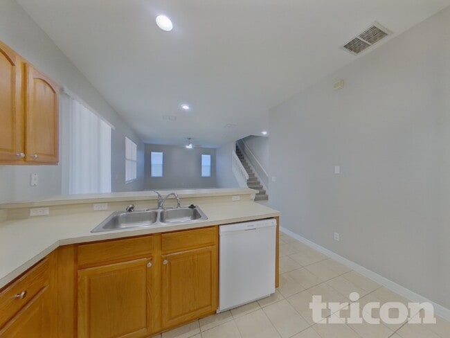 Building Photo - 10215 Cypress Knee Cir