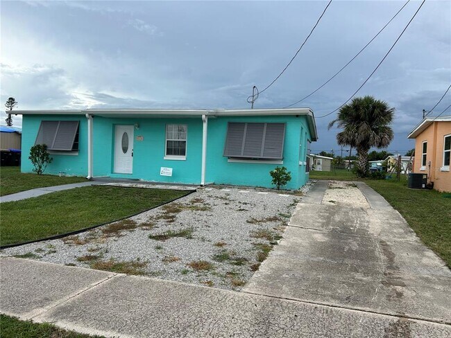 Building Photo - 8630 Aero Ave