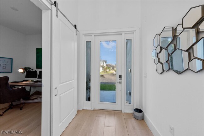 Building Photo - 27085 Serrano Way